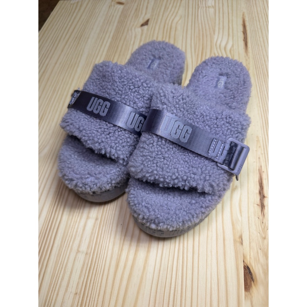 UGG Fuzzita Lavender Purple Sheepskin Platform Slides Slippers Womens Size 11